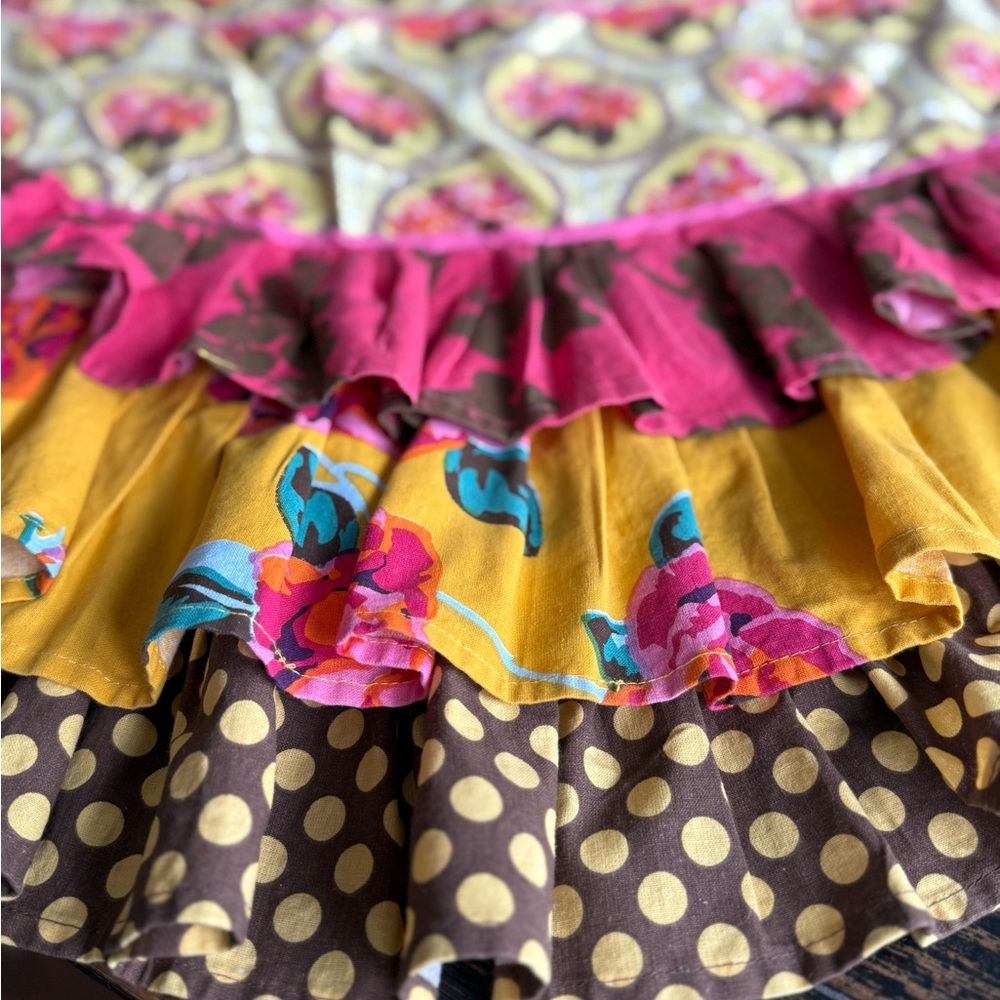 Colorful Floral Ruffled Apron - Picture 2 of 5